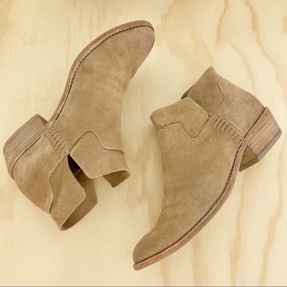 Dolce Vita tan suede leather ankle bootie 6